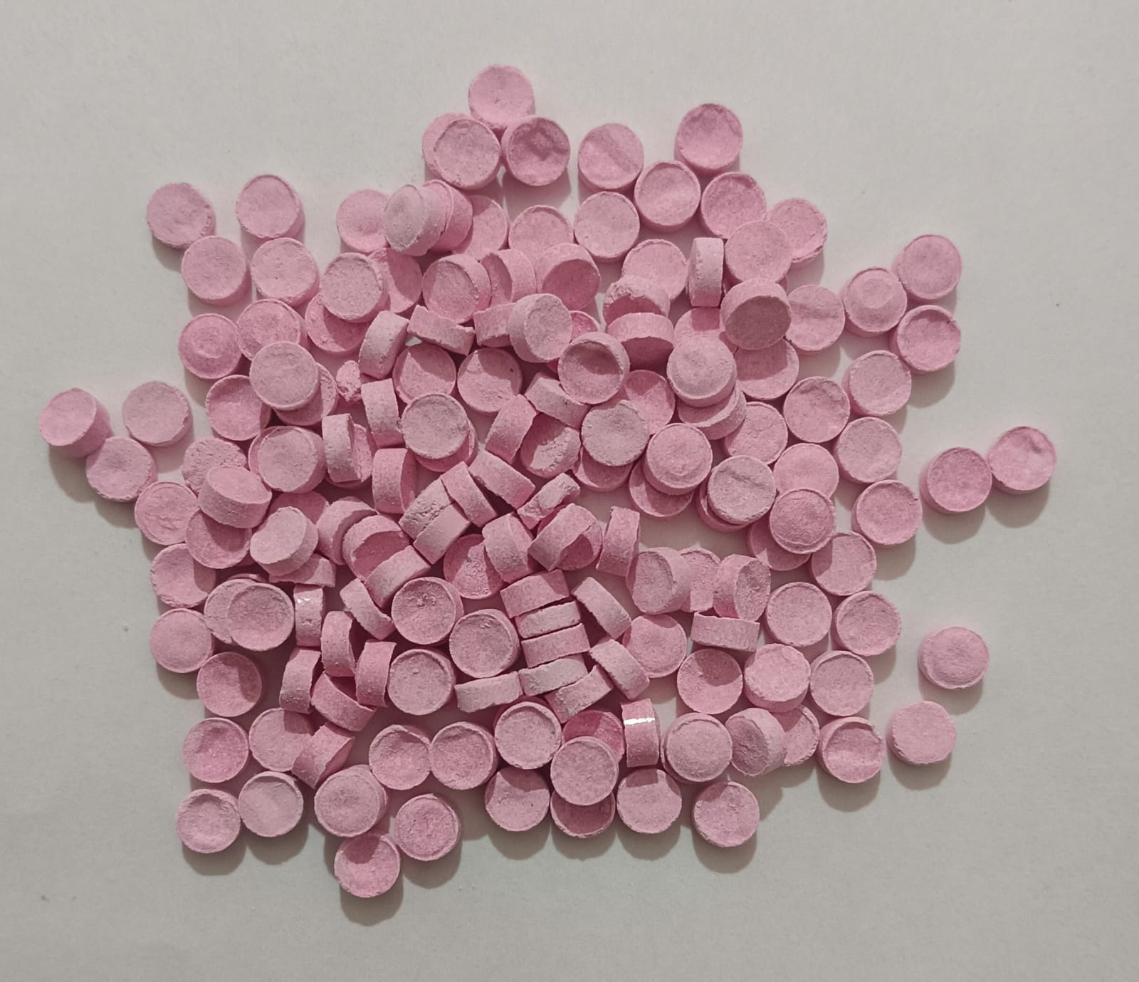 JMitraSorb-D pink D-shaped soda lime granules